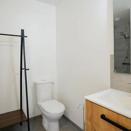 Studio Lisbonne, Proche Gare De * Ροντέζ